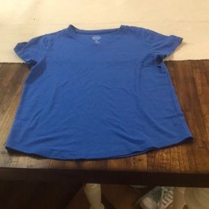 Shirt no rips no stains and go to quality